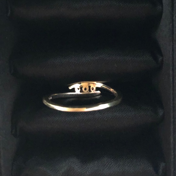 **SOLD**Yellow Gold Diamond Ring - Picture 3 of 4